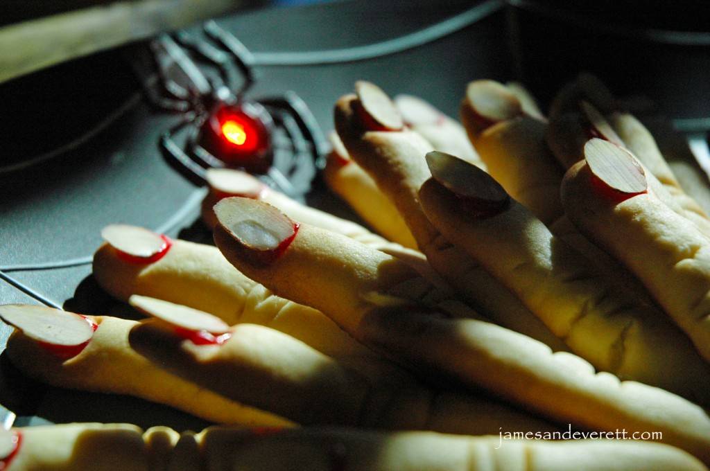 Halloween finger cookies