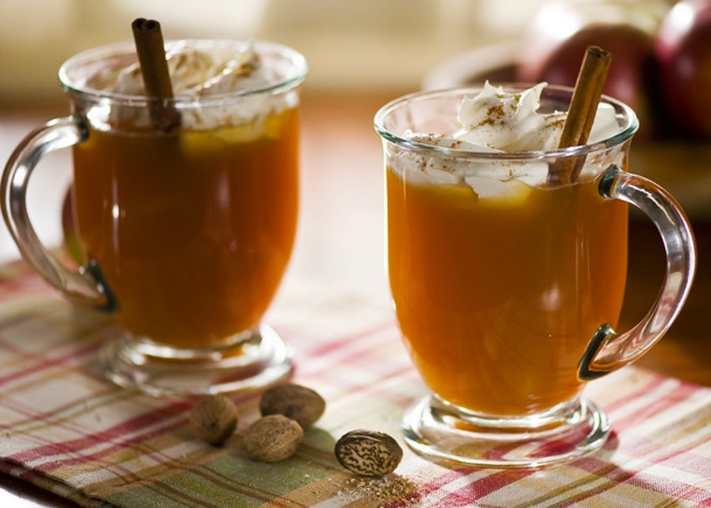 Hot apple pie cocktail recipe