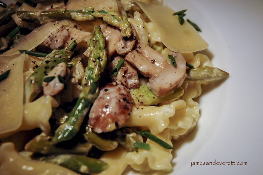 asparagus_crimini_pasta_1