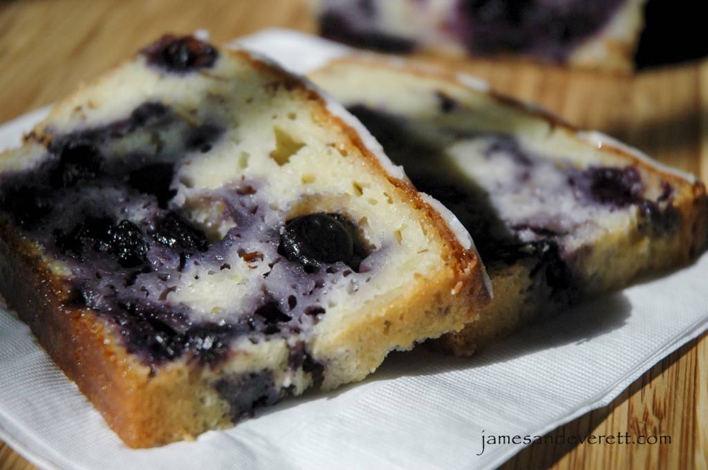 blueberry_bread_2