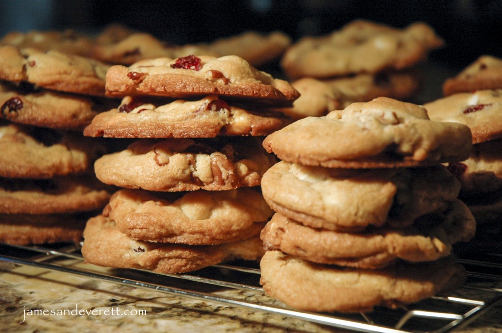 Cranberry and white chocolate chip cookies recipe