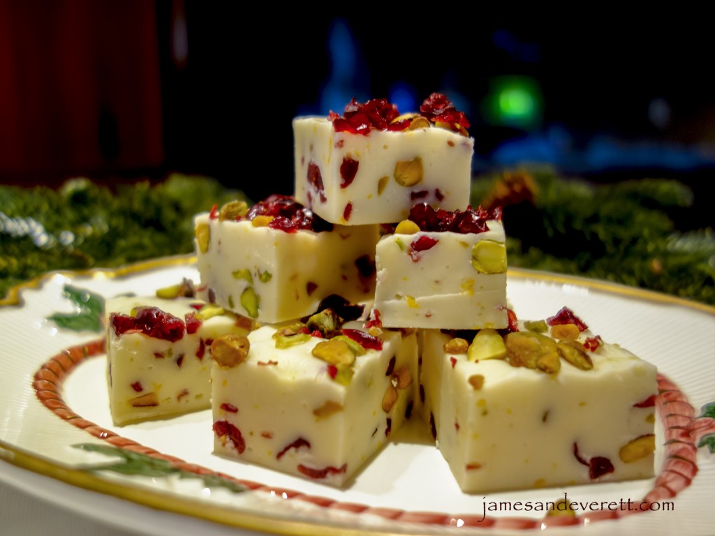 creamy_cranberry_fudge_2