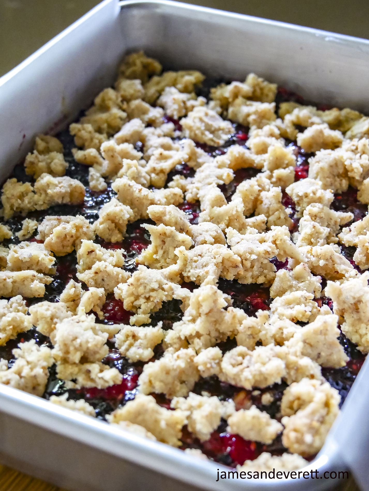 Berry Crumble Bars