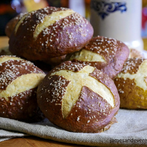 Pretzel Rolls