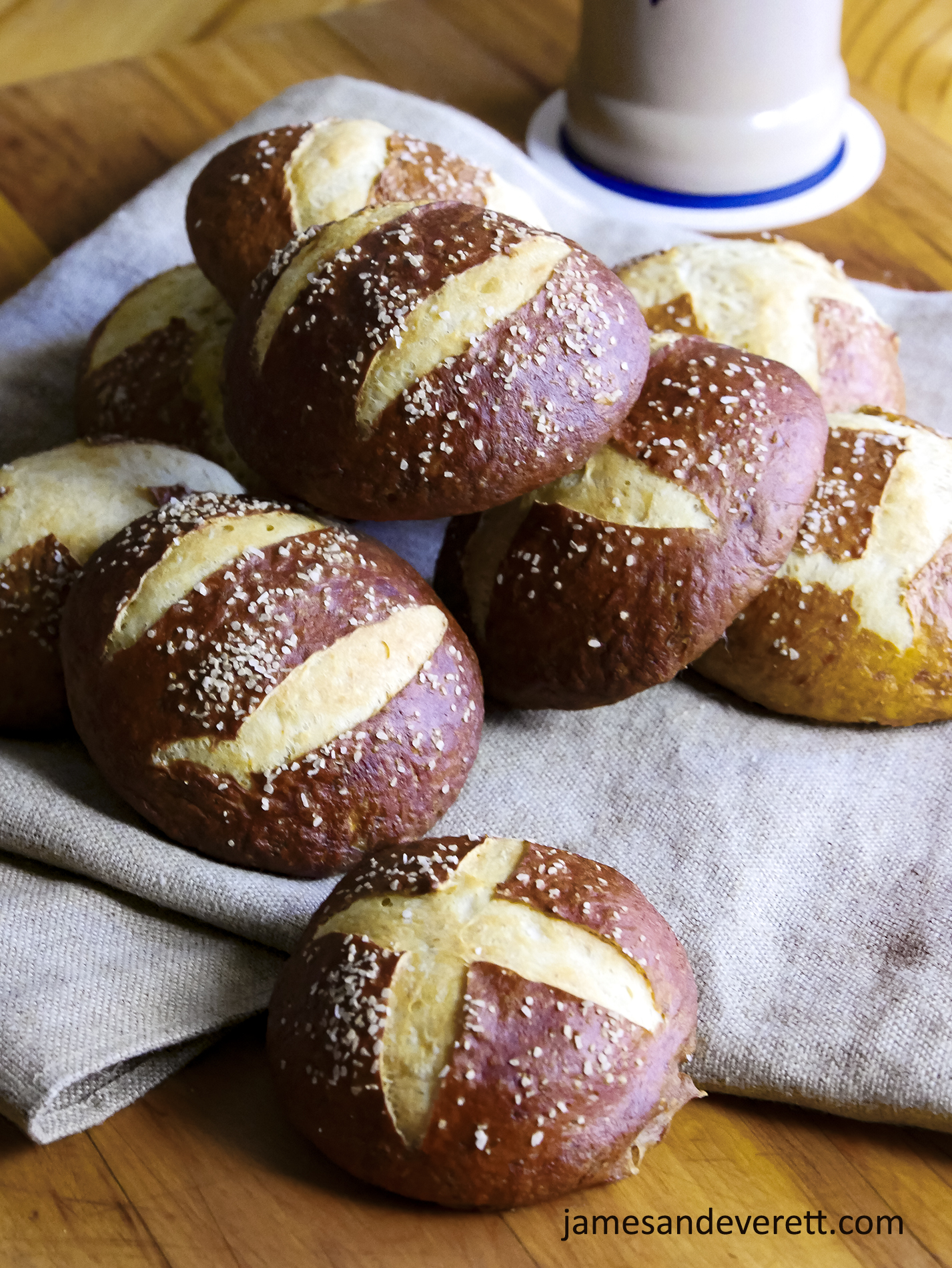 Pretzel Rolls