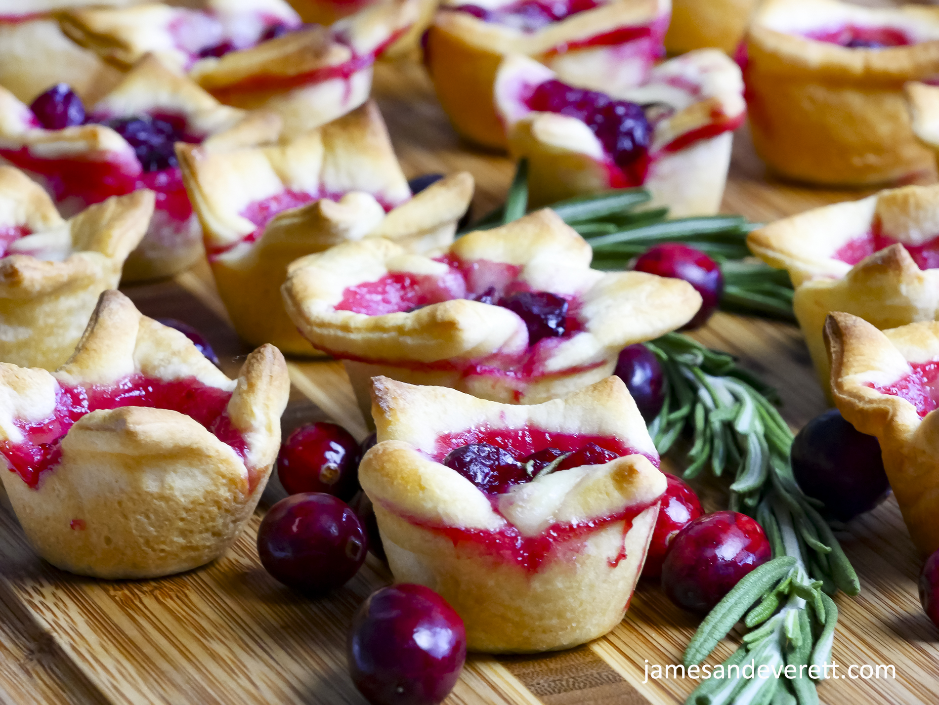 Cranberry Brie Bites