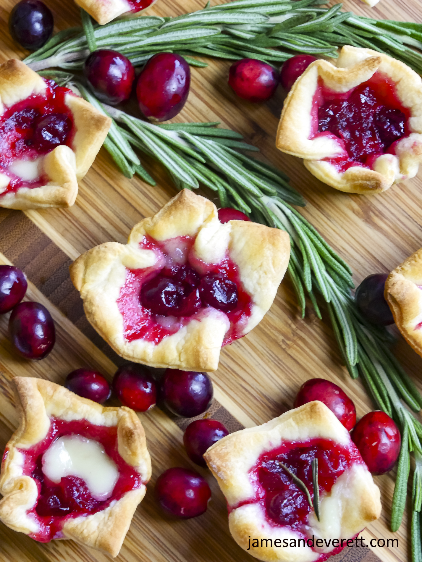 Cranberry Brie Bites