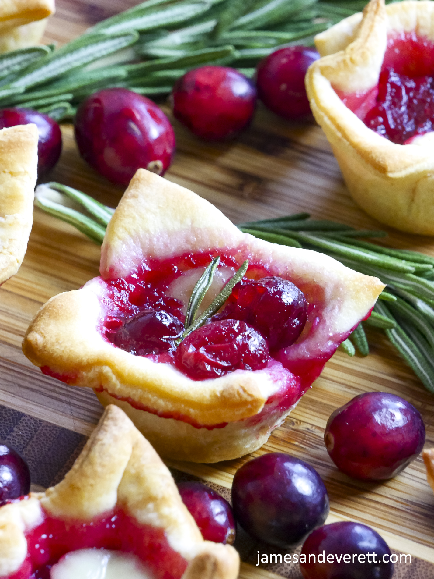 Cranberry Brie Bites