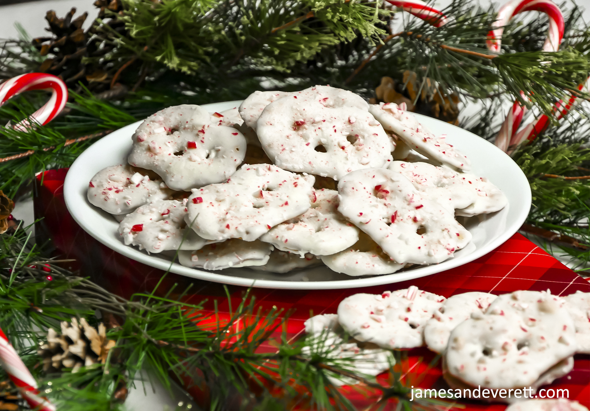 Peppermint Bark Pretzels