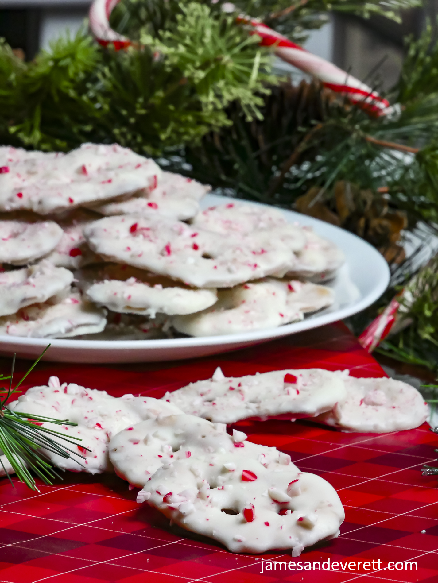 Peppermint Bark Pretzels