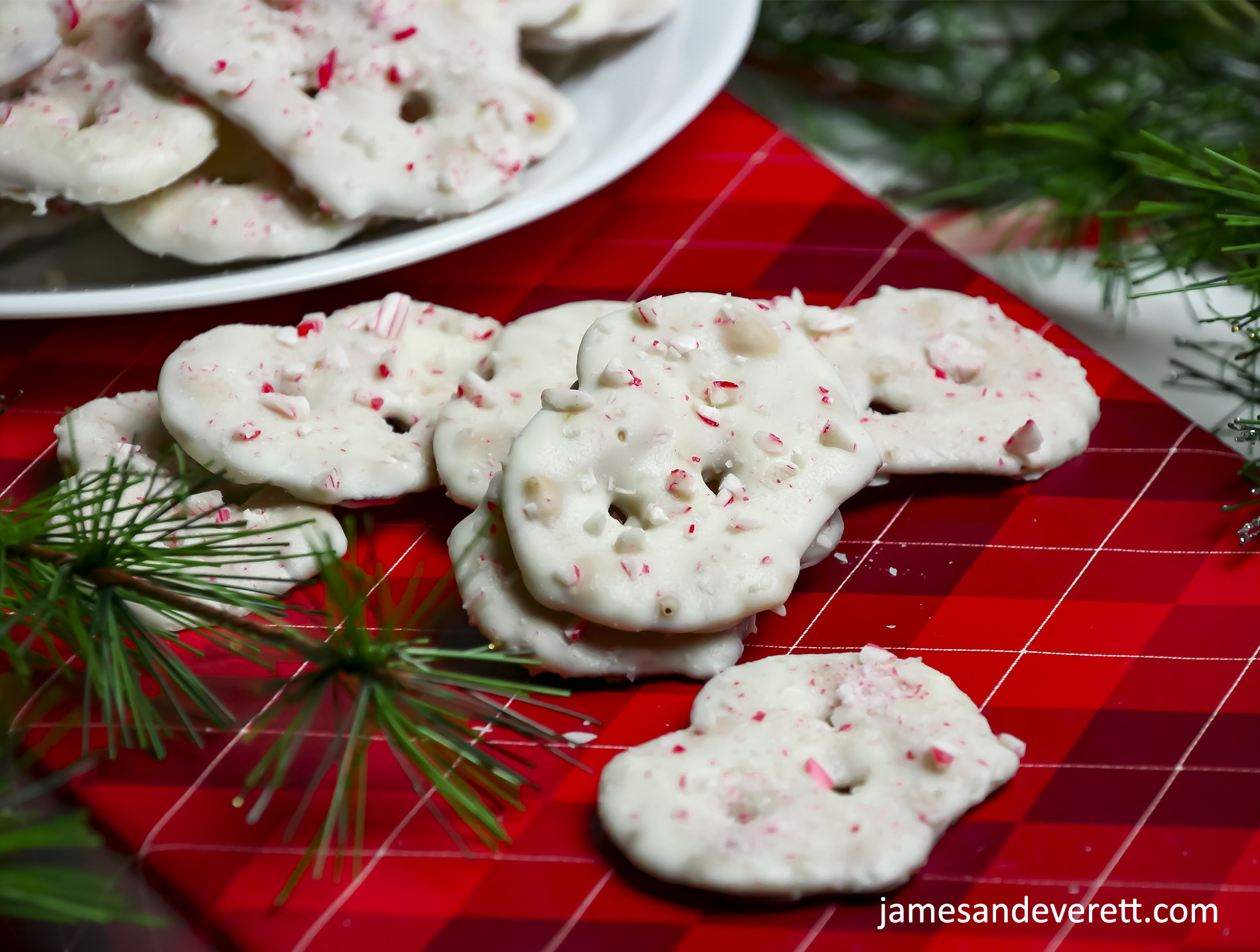 Peppermint Bark Pretzels