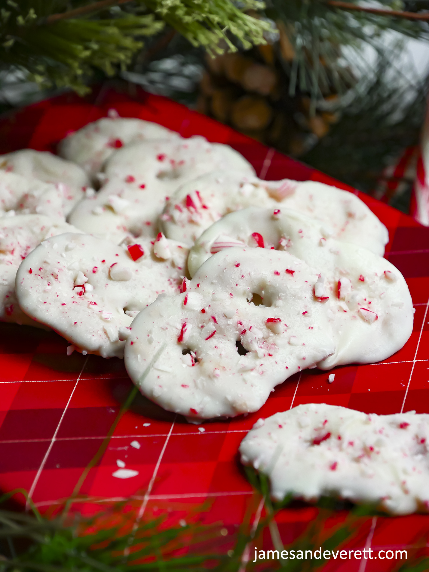 Peppermint Bark Pretzels