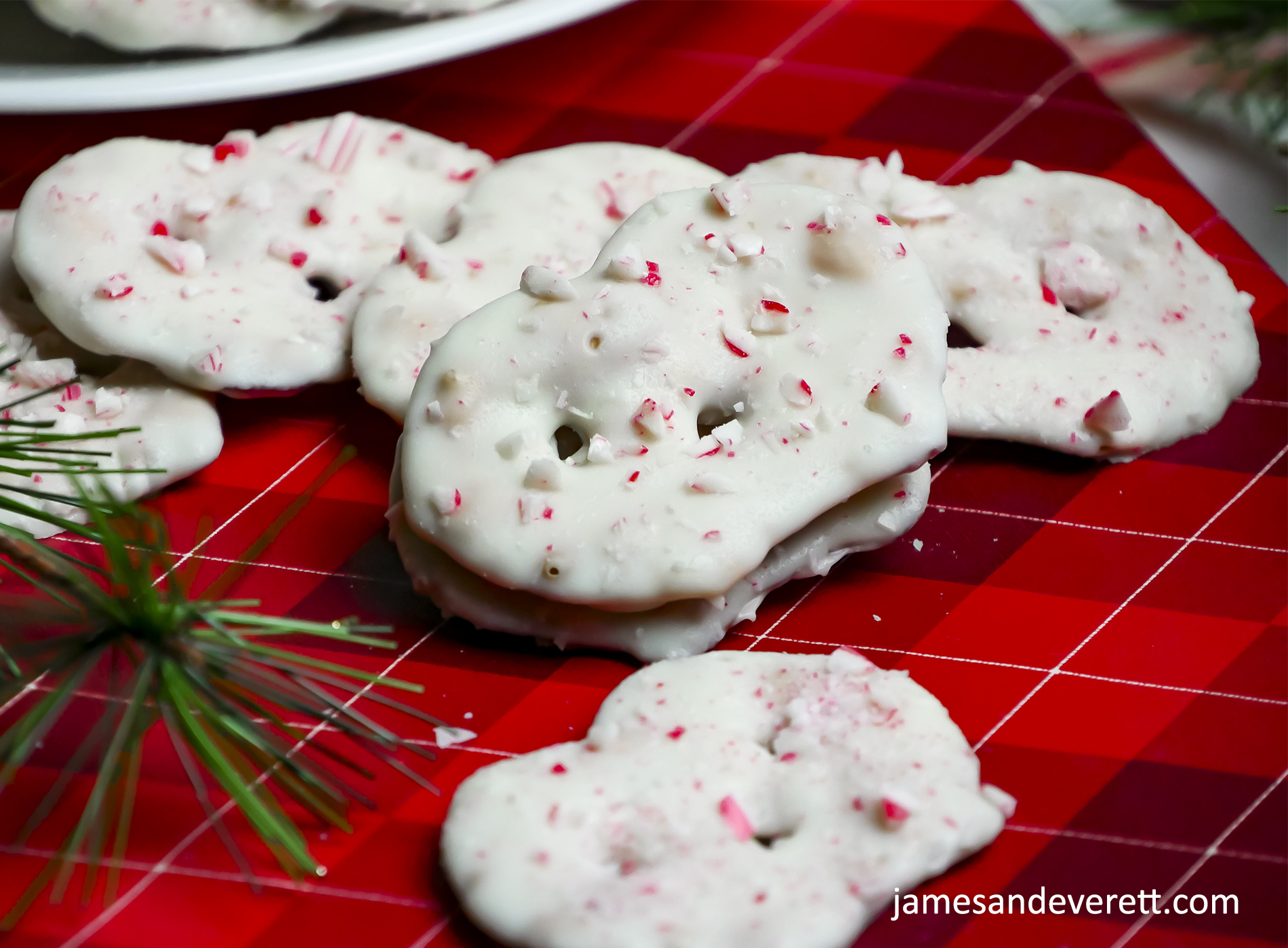 Peppermint Bark Pretzels