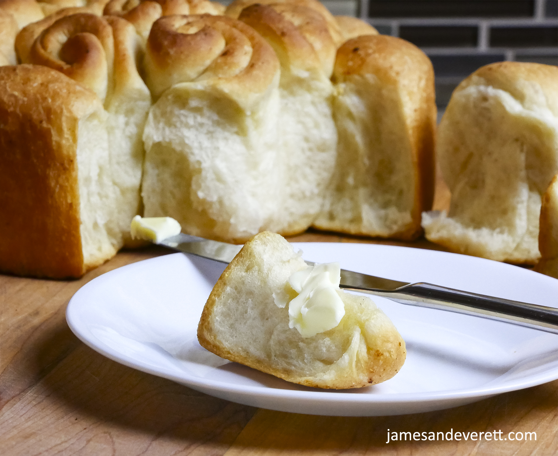 Pull-Apart Dinner Rolls