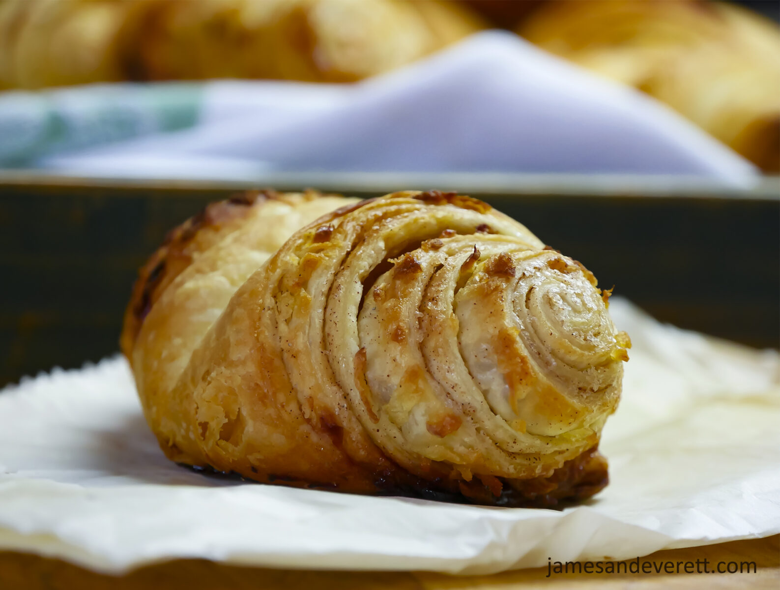 Franzbrötchen mit Apfel