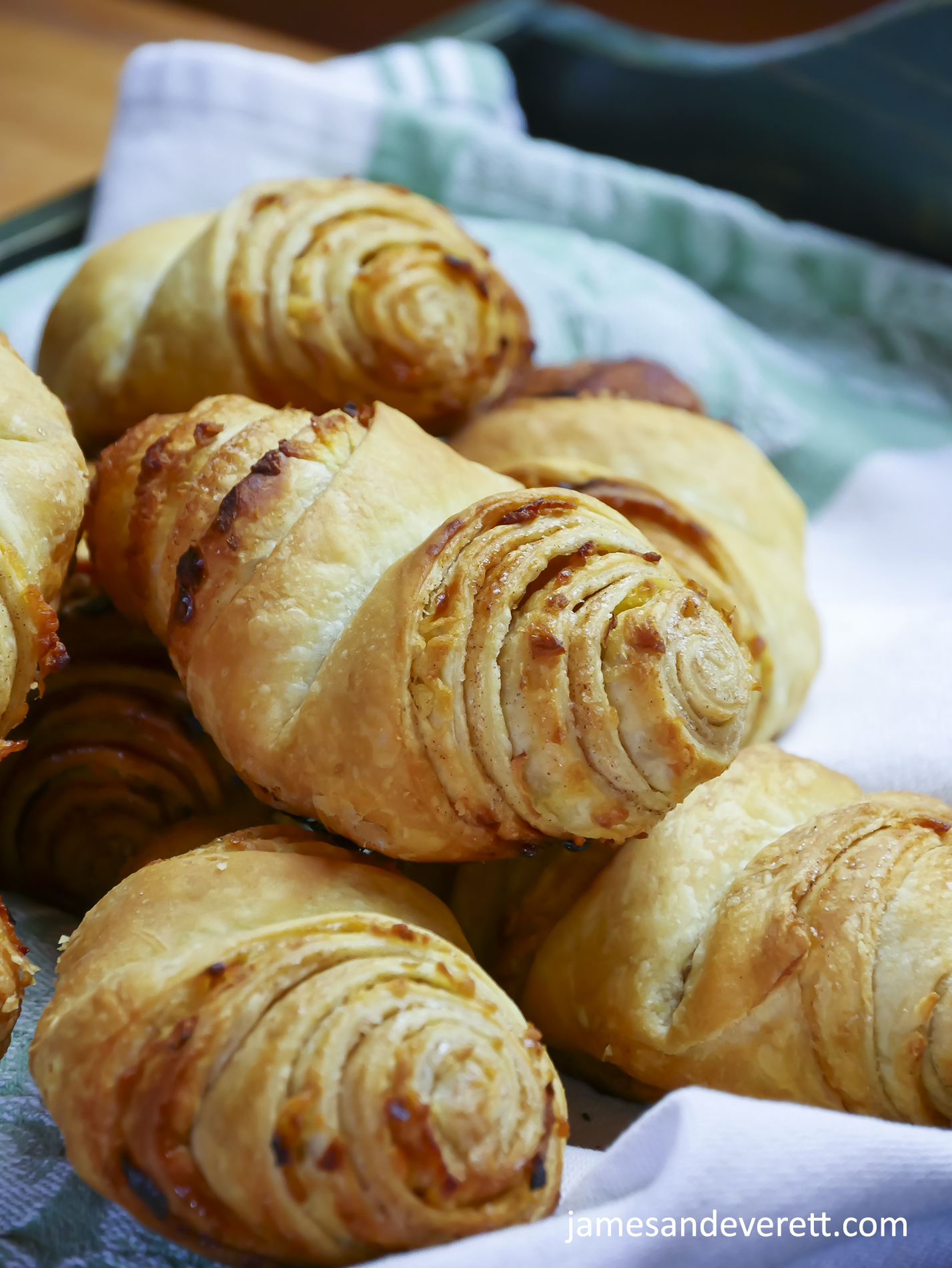 Franzbrötchen mit Apfel