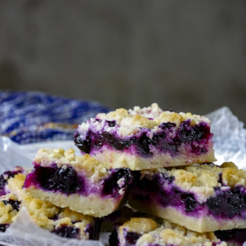 Blueberry Crumble Bars