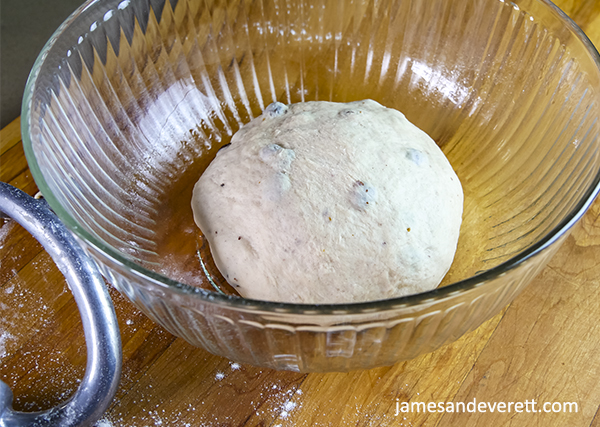 Cinnamon Swirl Raisin Bread