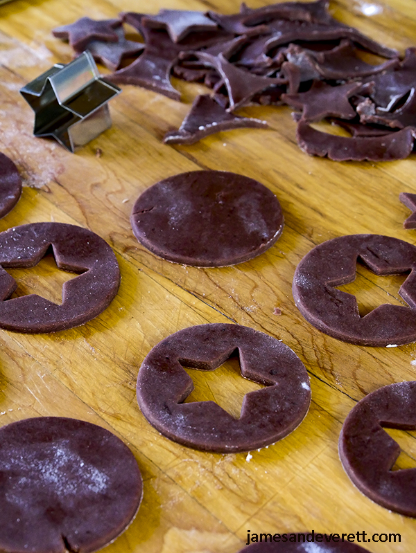 Salted Caramel Chocolate Linzer Cookies