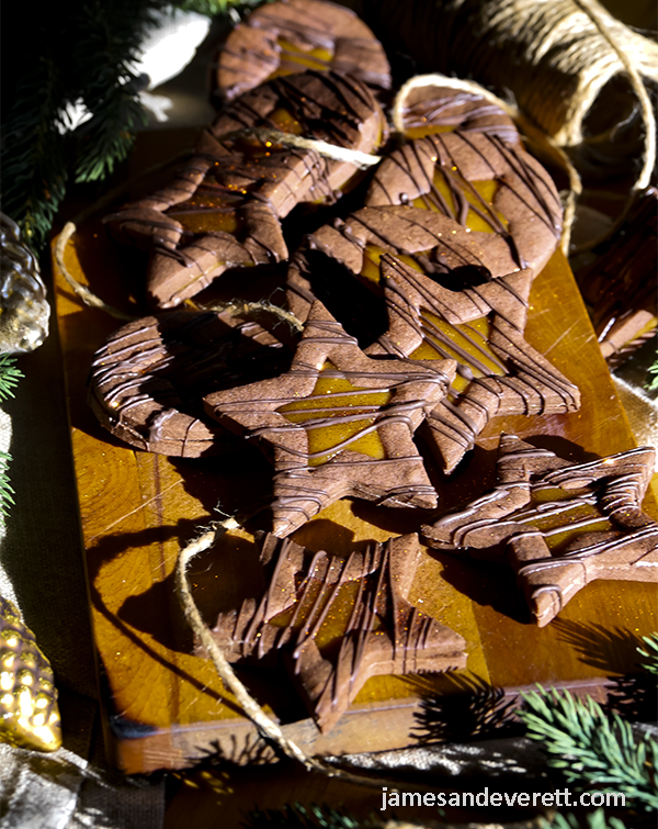 Salted Caramel Chocolate Linzer Cookies